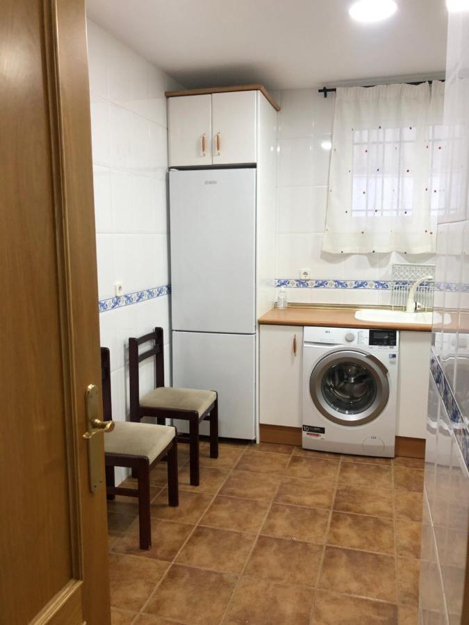 Piso Nuevo Plaza De La Constitucion Sta Cruz De La Zarza Apartman Santa Cruz de la Zarza Kültér fotó
