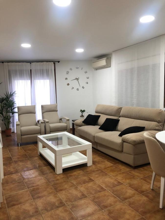 Piso Nuevo Plaza De La Constitucion Sta Cruz De La Zarza Apartman Santa Cruz de la Zarza Kültér fotó